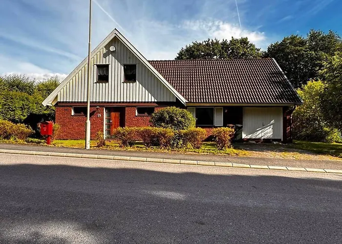 Home For Workers & Familys Near Volvo